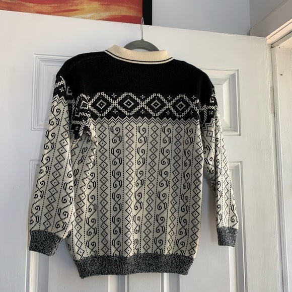 Vintage Partners By Mervyns Button Sweater Black White‎   Woman Small - Picture 5 of 6